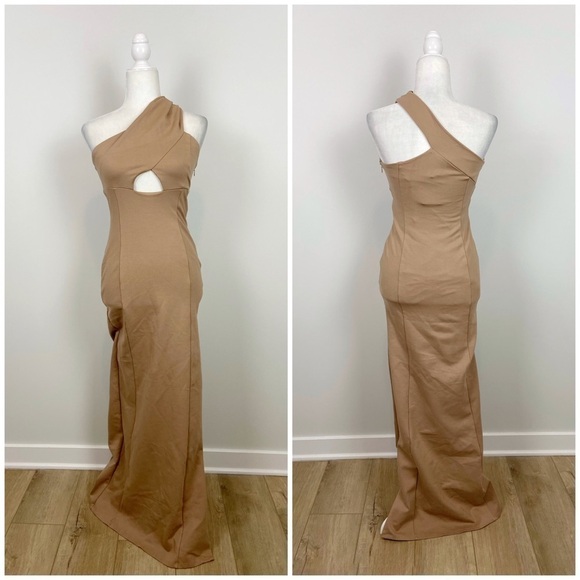Lovers and Friends Stacey Maxi Dress - Picture 2 of 12